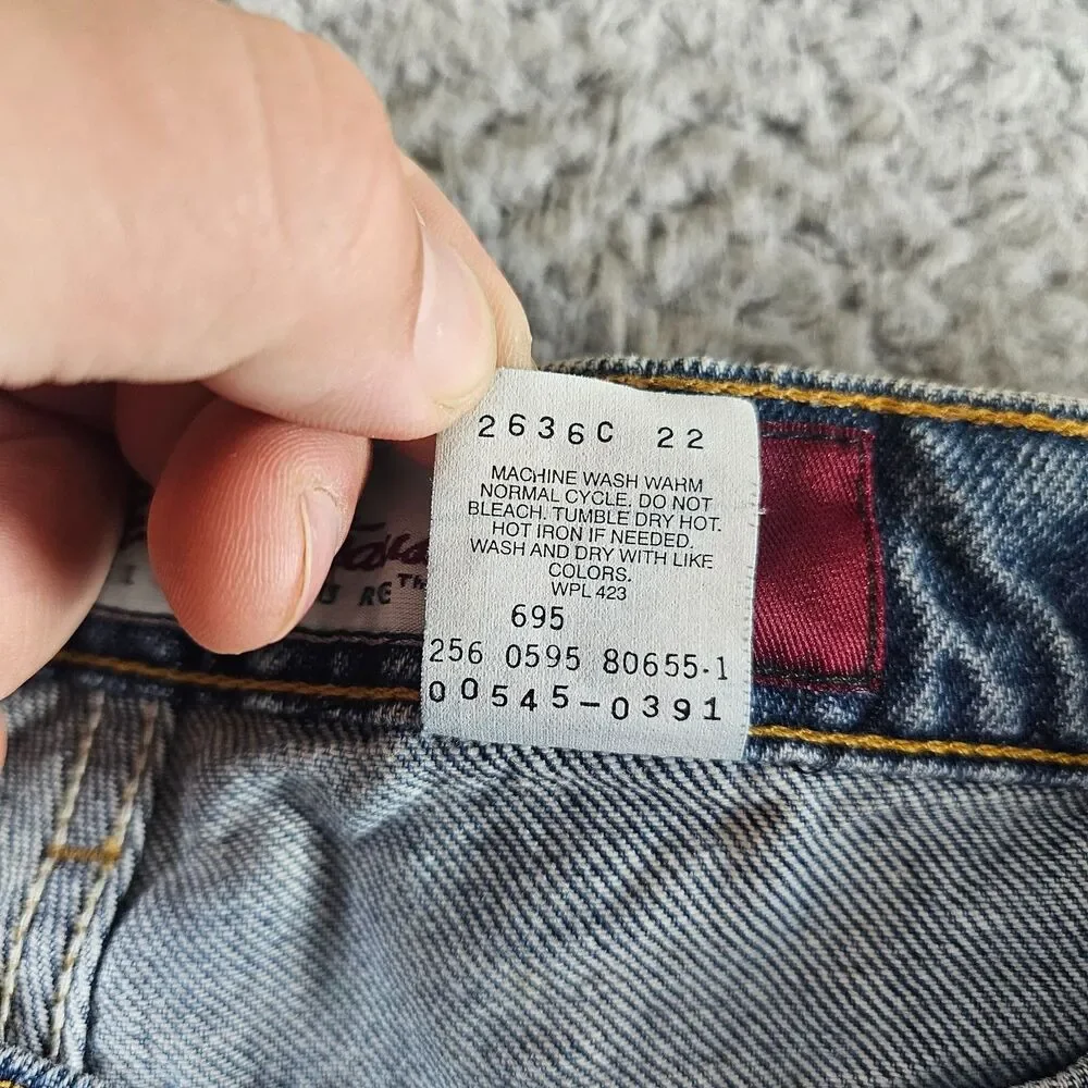 Vintage Levis 545 Jeans Mens 32x31* Blue Denim Loose Tapered Copper Tag 90s USA